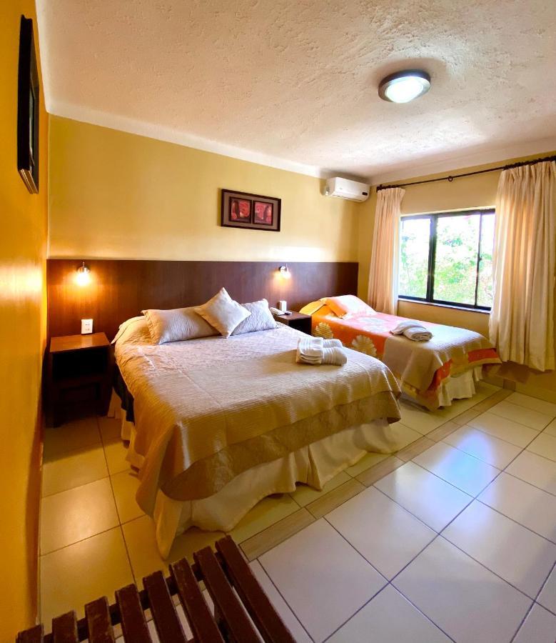 Hotel Mitru Тупіза Екстер'єр фото